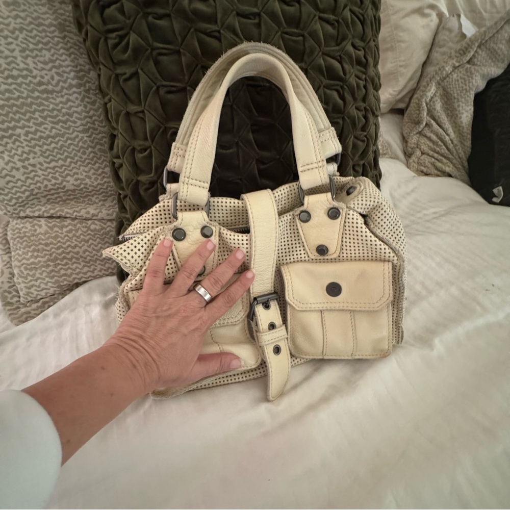 Linea Pelle Cream Satchel Bag - Picture 10 of 10